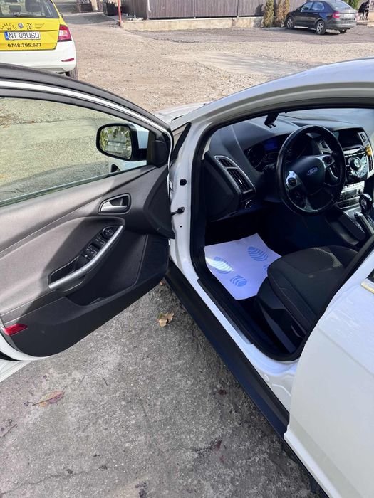 Ford focus 2.0 diesel , automat