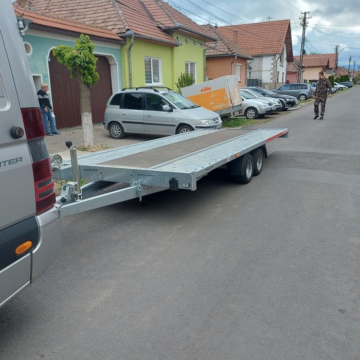 Remorca tractare de 2700kg