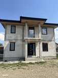 Casa la rosu cu 5 camere, 144mp utili, Radauti