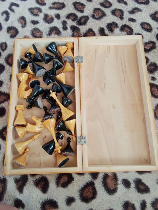 Настольная игра Шахматы ( СССР деревянные )