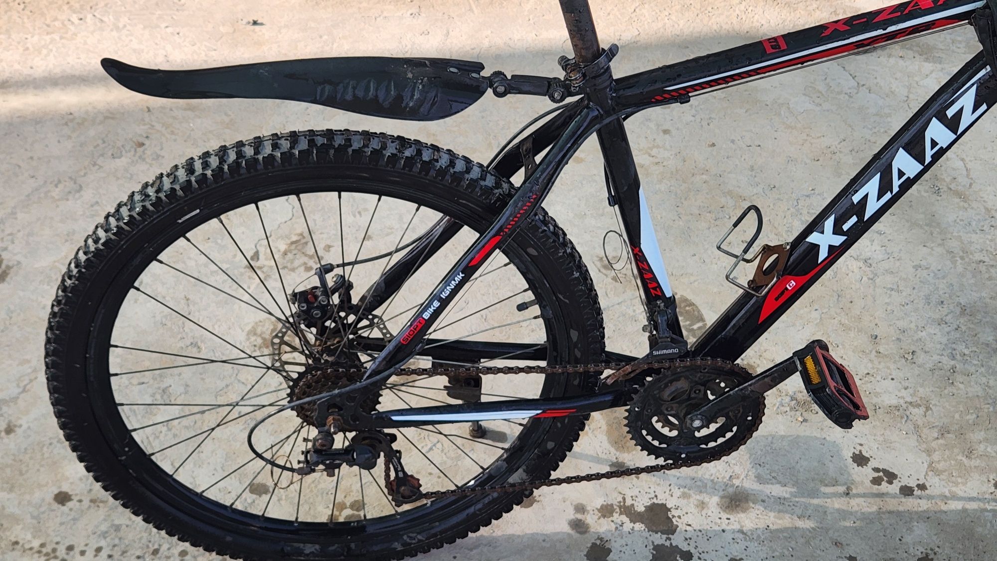 velosiped x-zaaz sotladi