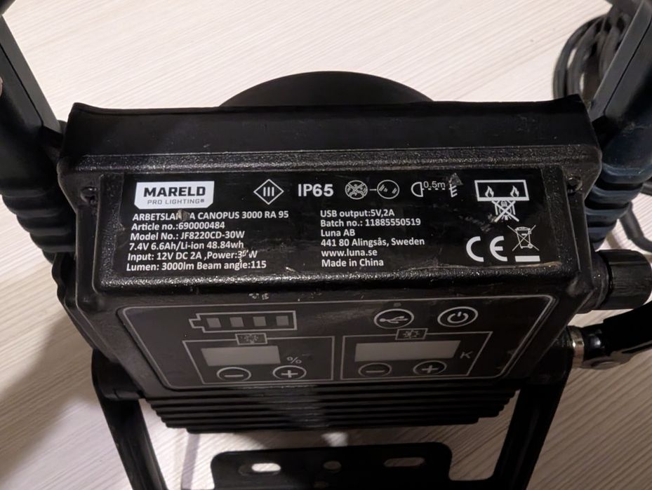 Vând lanterna lampa de lucru Mareld Canoplus 3000 cu acumulator