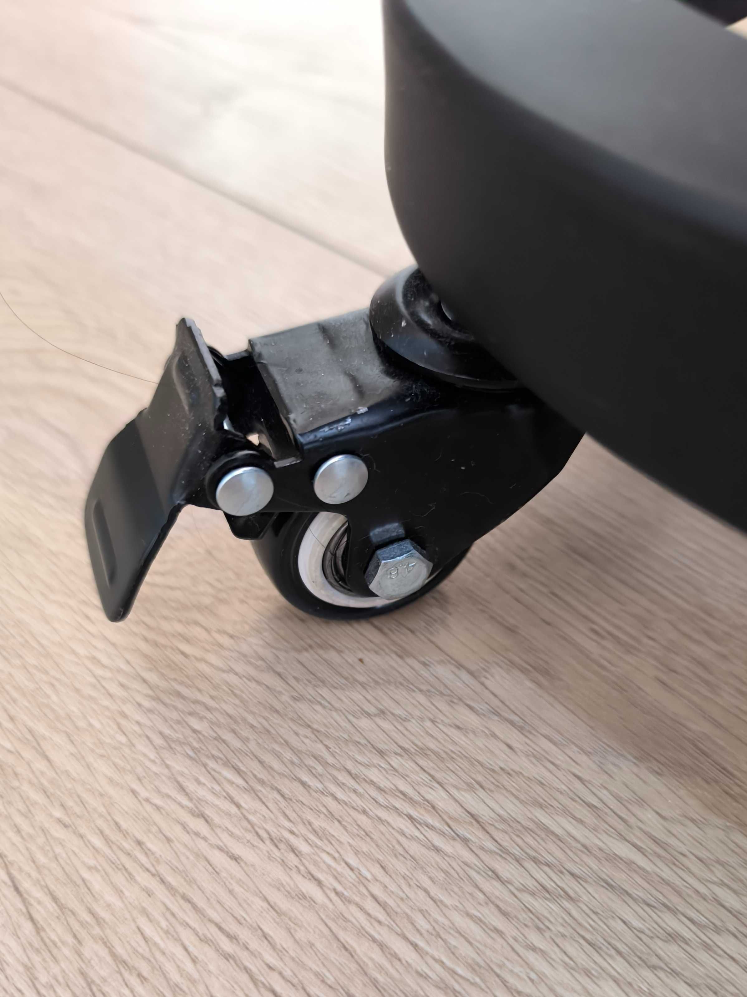 Cockpit Racing Simulator (Състезателен симулатор)