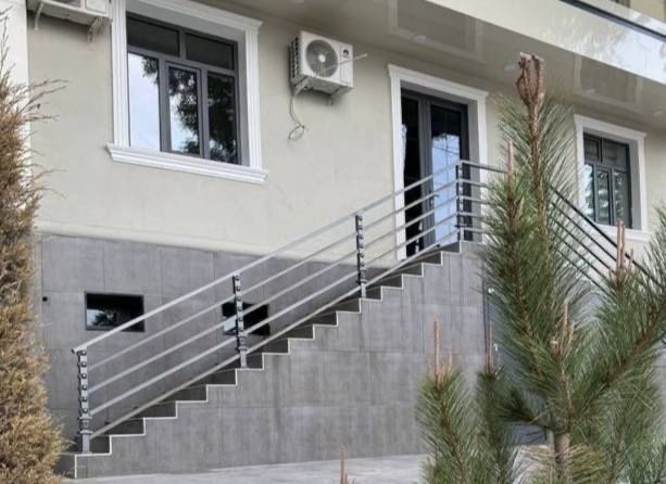 Продаётся Нежилое Помещение 200кв.м Вдоль Дороги ул.Шота Руставели