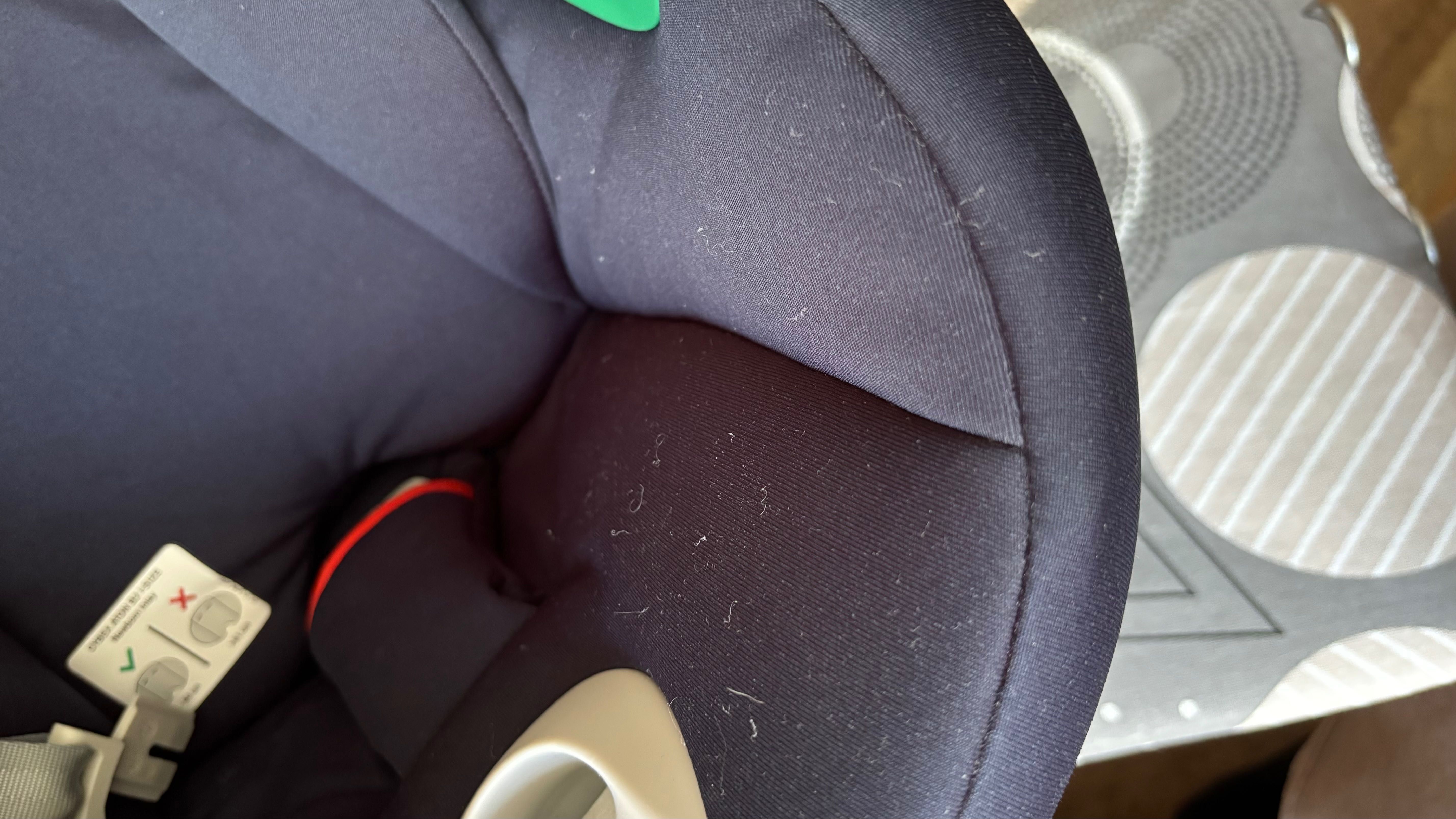 Стол кошница за кола CYBEX Aton B2 с адаптери