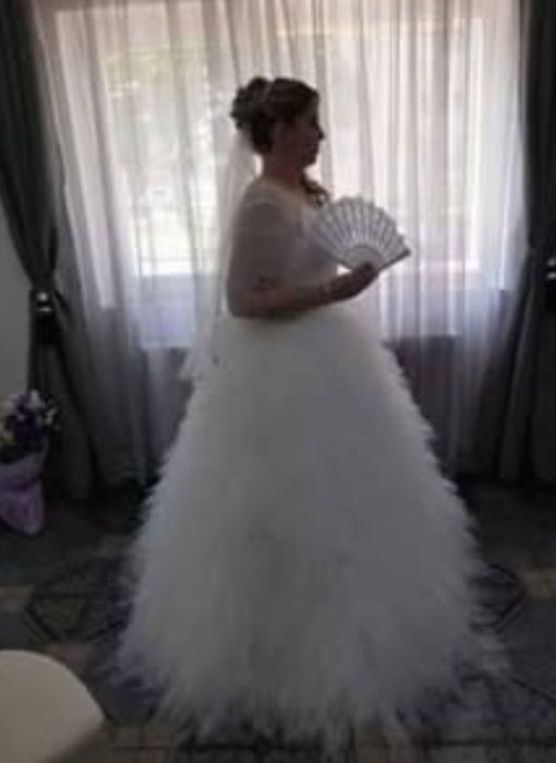 Rochie mireasa cu pietre mov