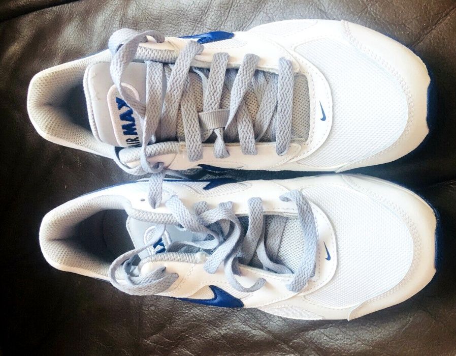 НОВИ маратонки Nike Air Max Ivo номер 38