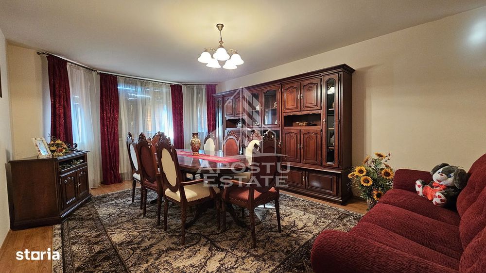 Vila de vanzare in Ghioroc