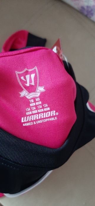 Bluza sport Warrior noua