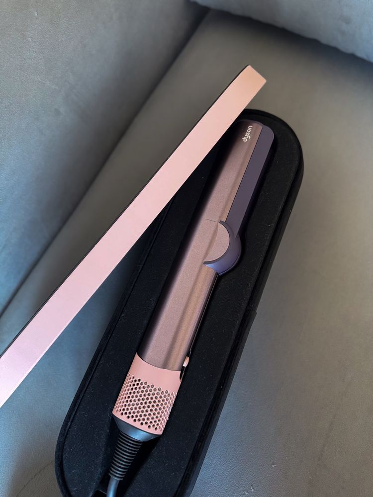 Dyson airstrait jasper plum (лимитиран цвят с кутия за съхранение)