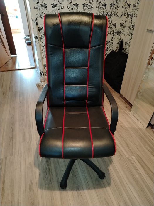 Продам офисное - компьютерное кресло