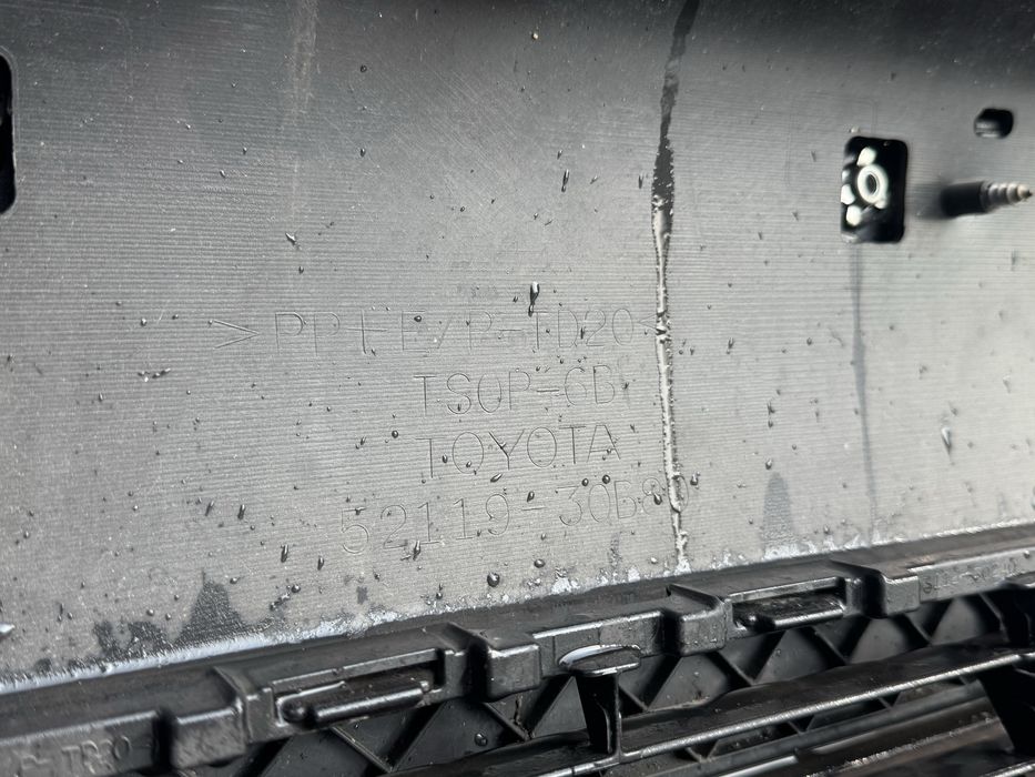 Передний бампер GS 350 L1