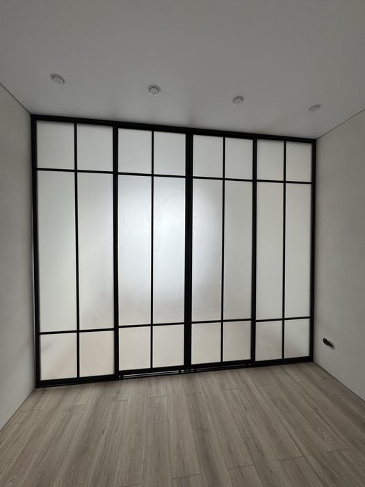 Межкомнатные двери и душкабины, зеркало