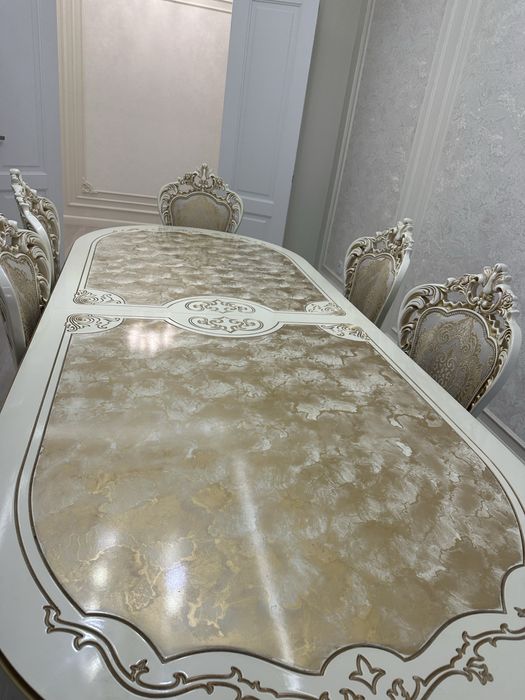 Продам стол со стулями