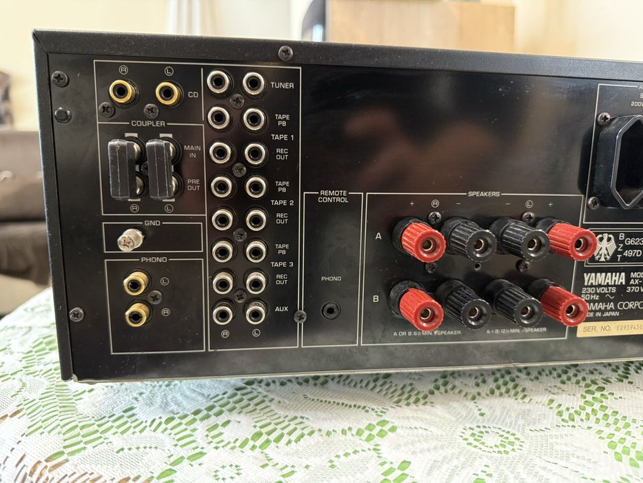 Yamaha AX-1070 Топ