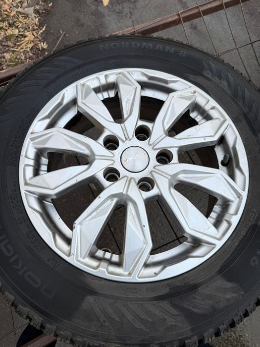 R16 ×205×65 с шипами