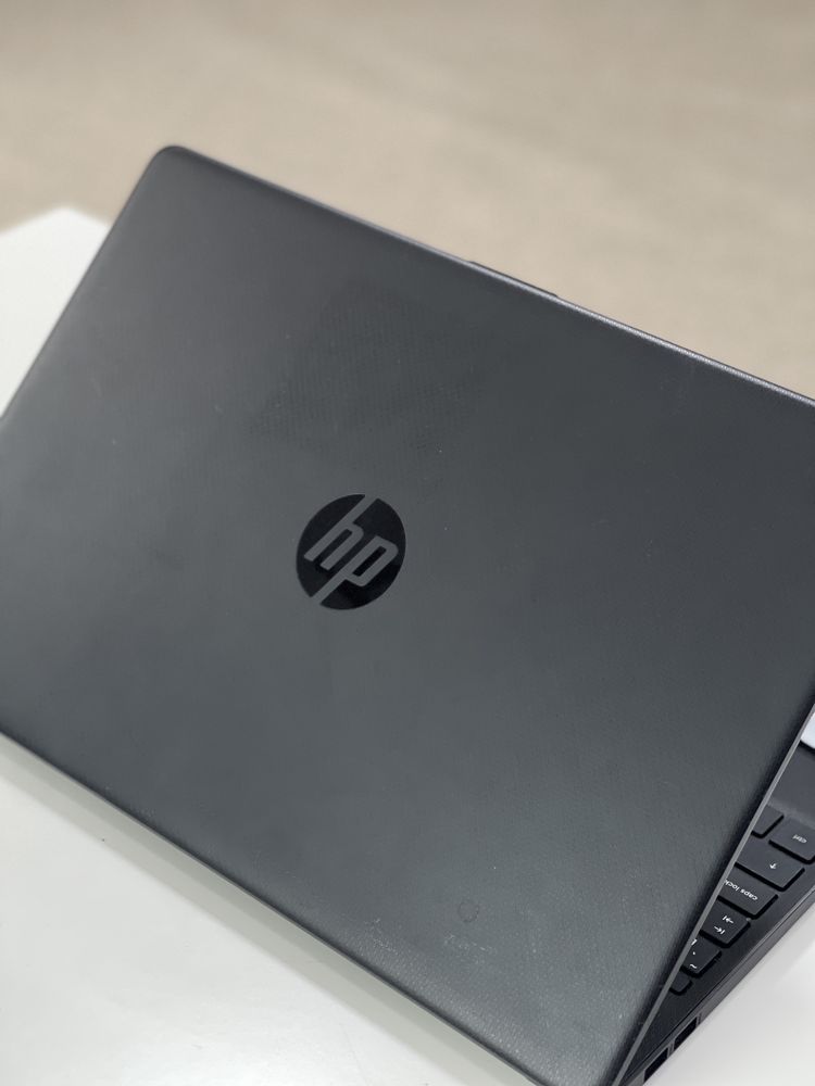 Продается ноутбук HP 15E