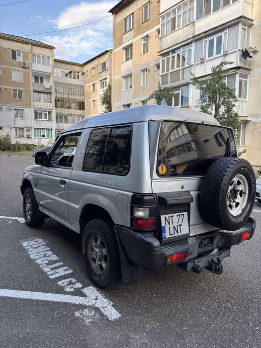 Pajero mk2 2.5D Autoutilitara