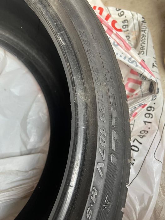 4 Anvelope Pireli iarna 295/35 R21