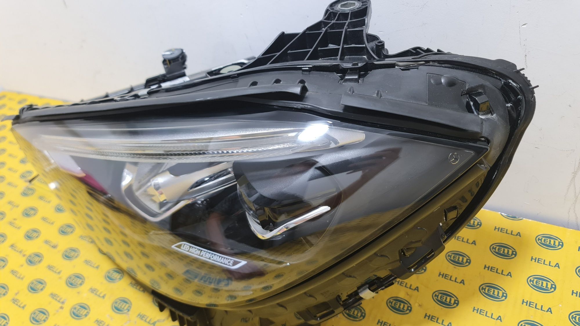 Far stanga Led High Performance Mercedes C a206 w206 a2069063903