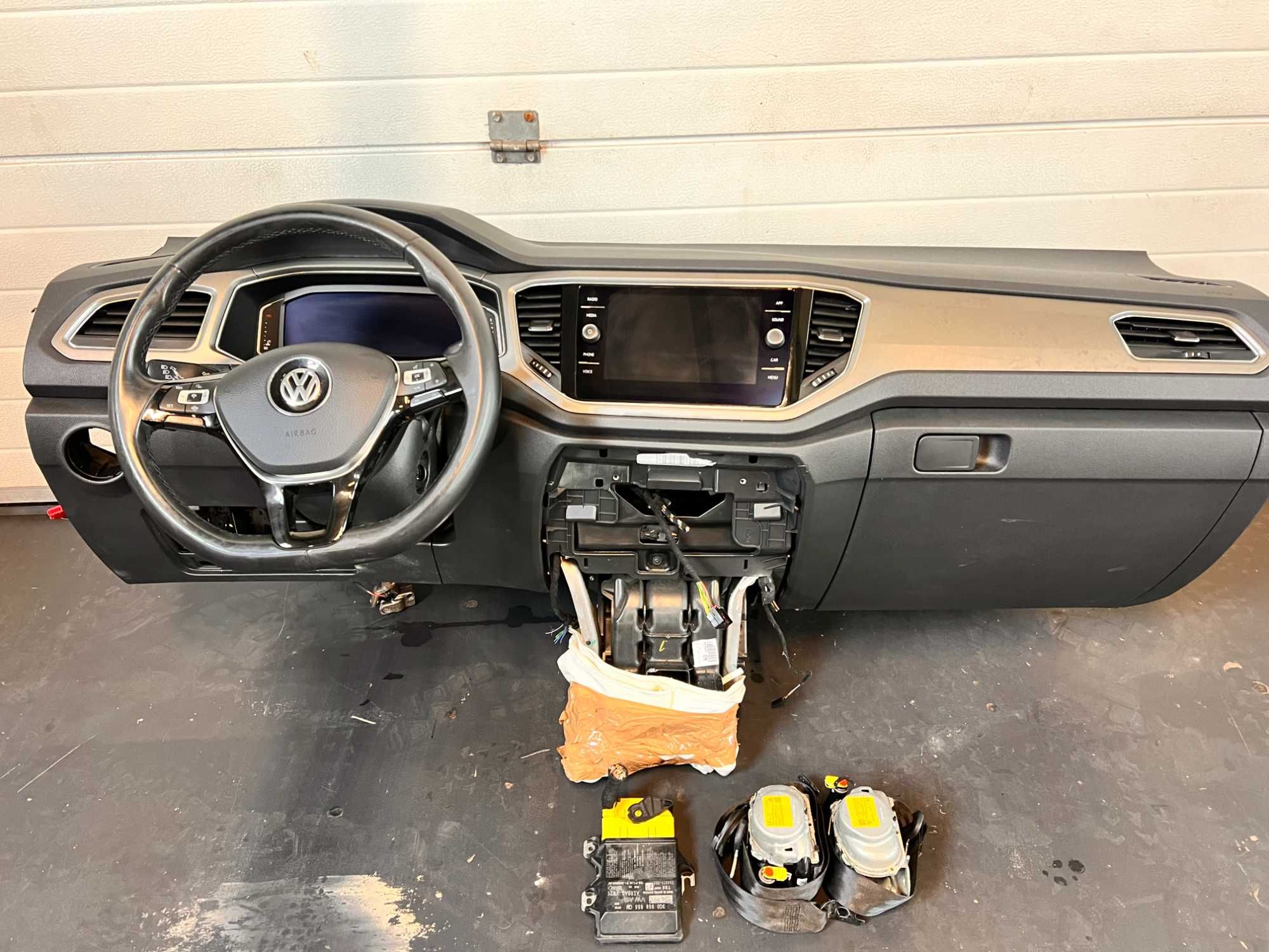 Kit Airbag Plansa Bord VW T-Roc 2017-2021