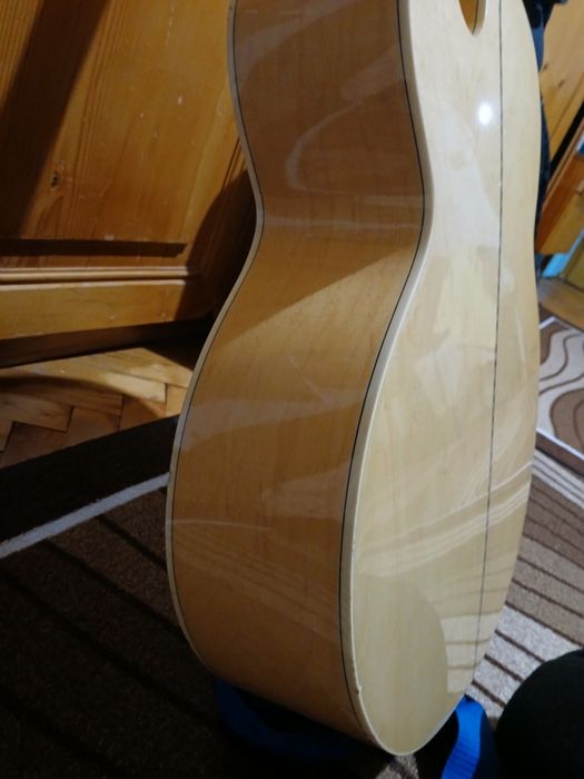 Epiphone EJ 200 джъмбо ел ектроакст  SOLD