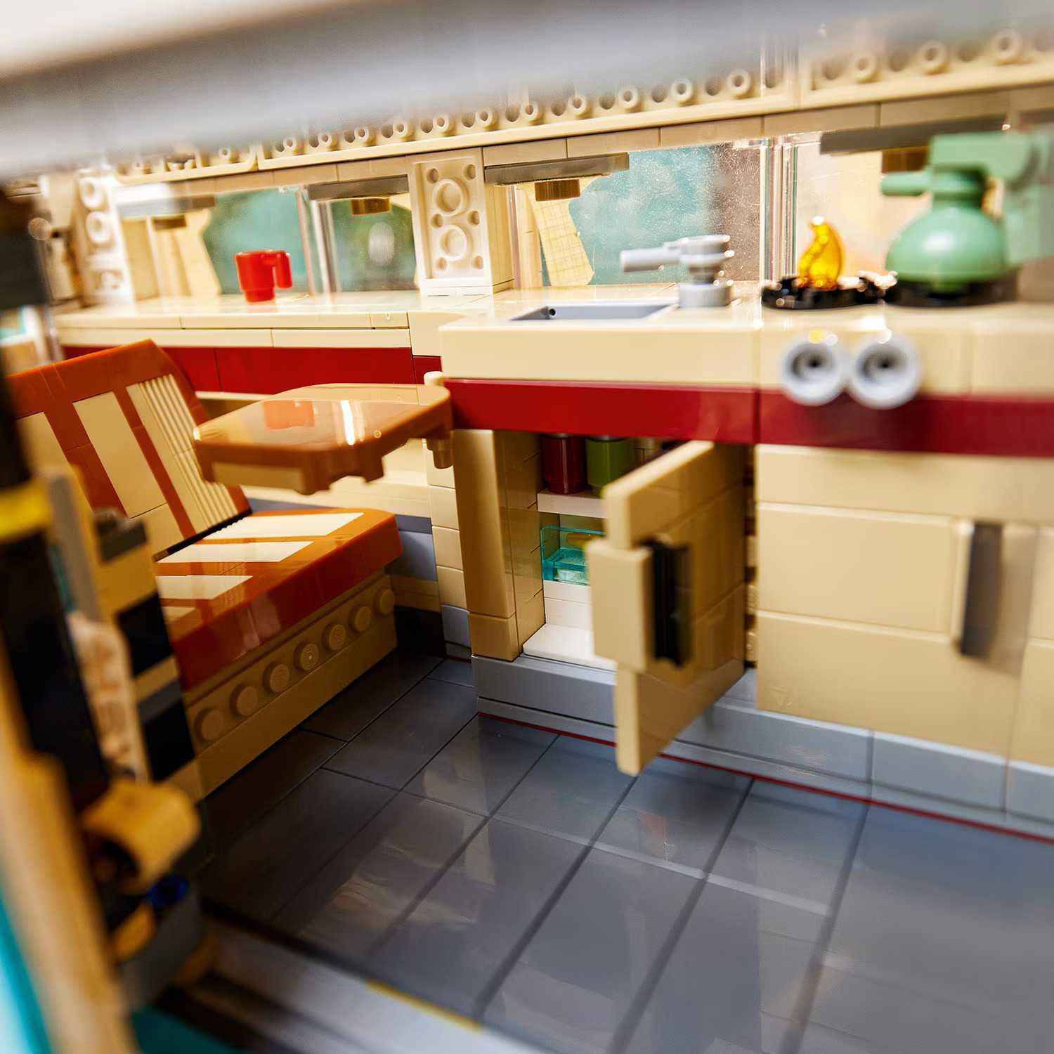 Lego Volkswagen T2 Camper Van