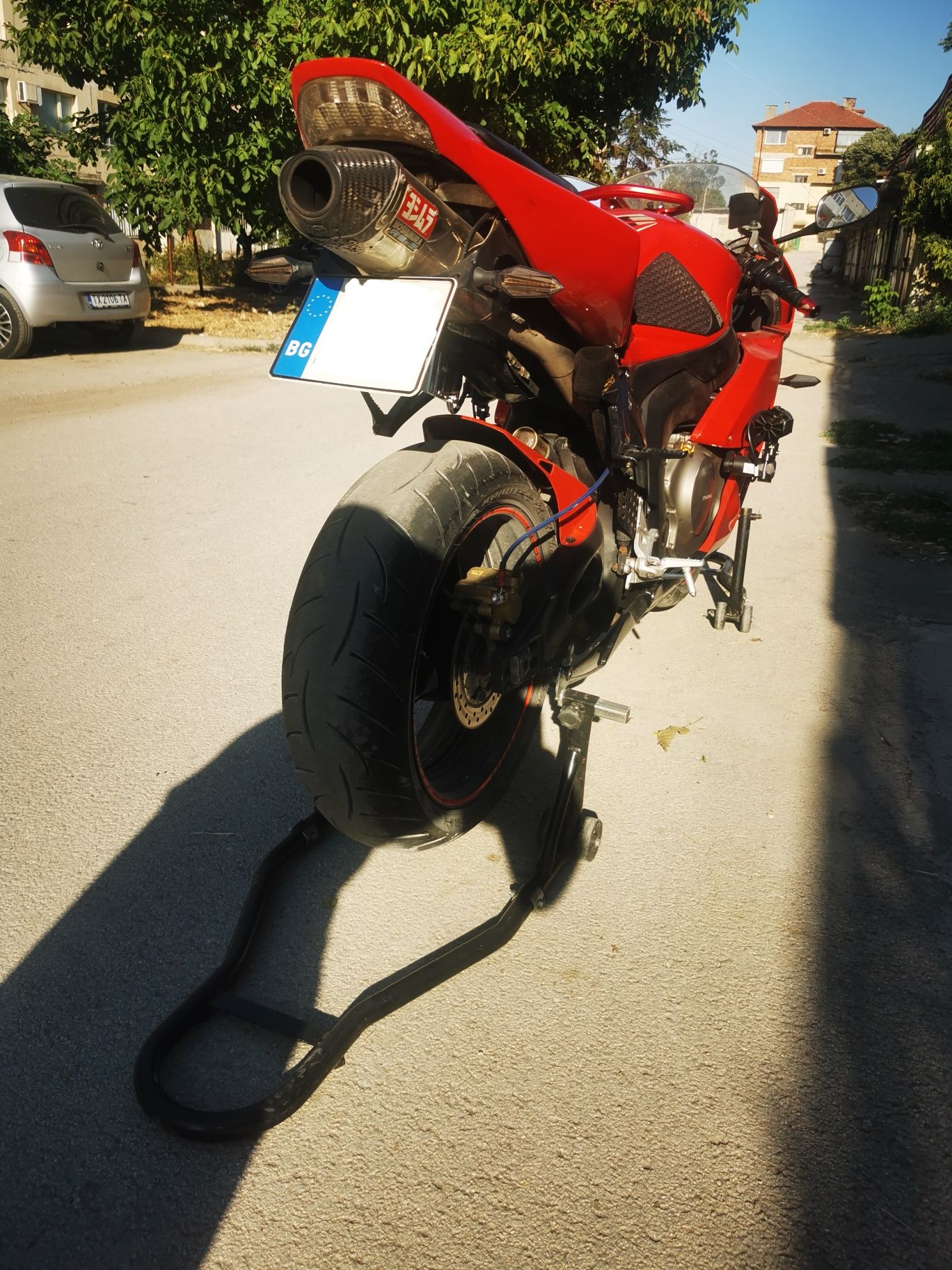 Honda cbr 1000rr sc 57