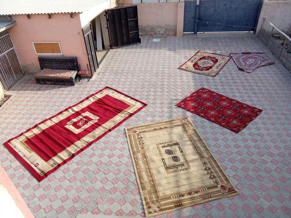 Кілемдер сатылады