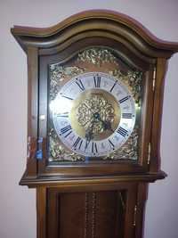Стоящ старинен часовник Dugena