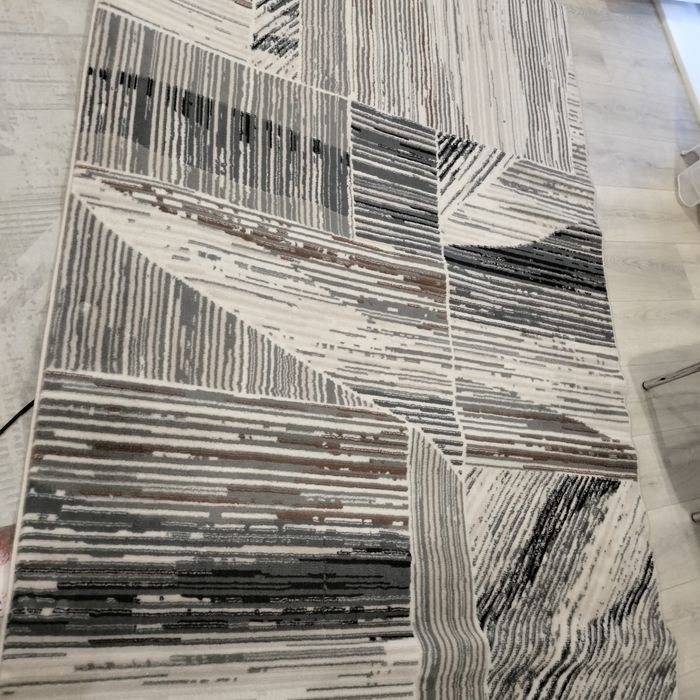 Продам ковер в хорошим состояний