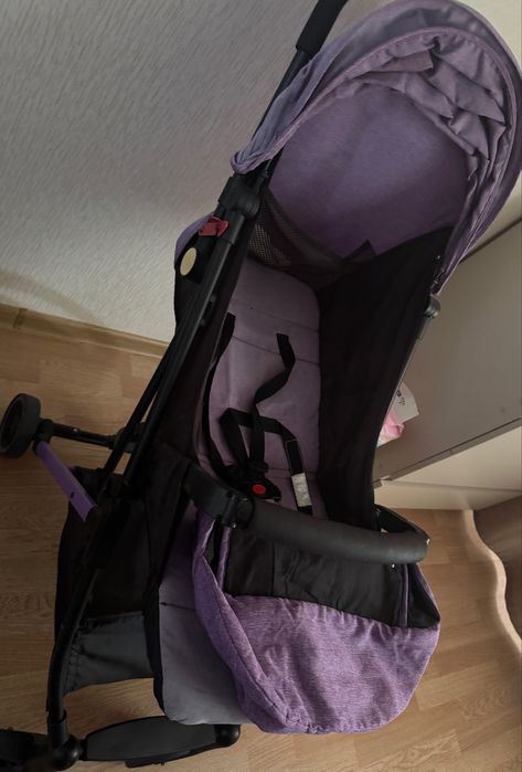 Продам прогулочная коляска