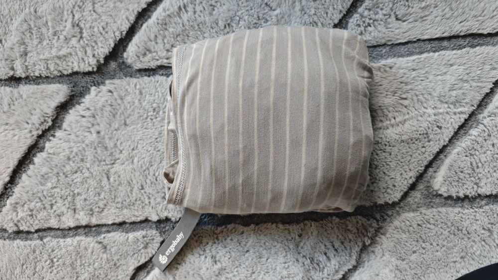 Ергономичен слинг Ergobaby Aura Wrap