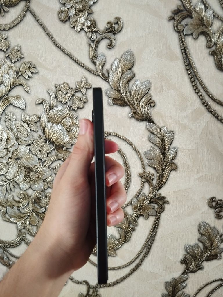 Redmi not 13 xolati ideal