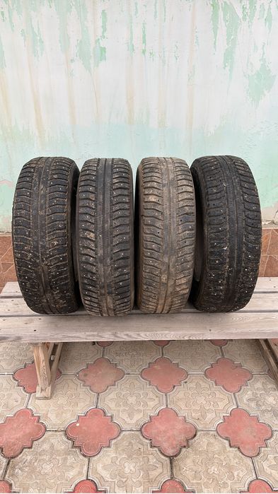 Зимние шины с шипами