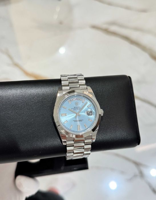 rolex day-date 40mm сребристо/синьо