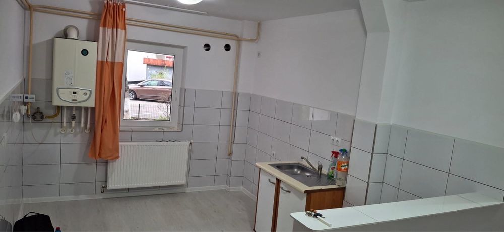 Vand apartament 2 camere