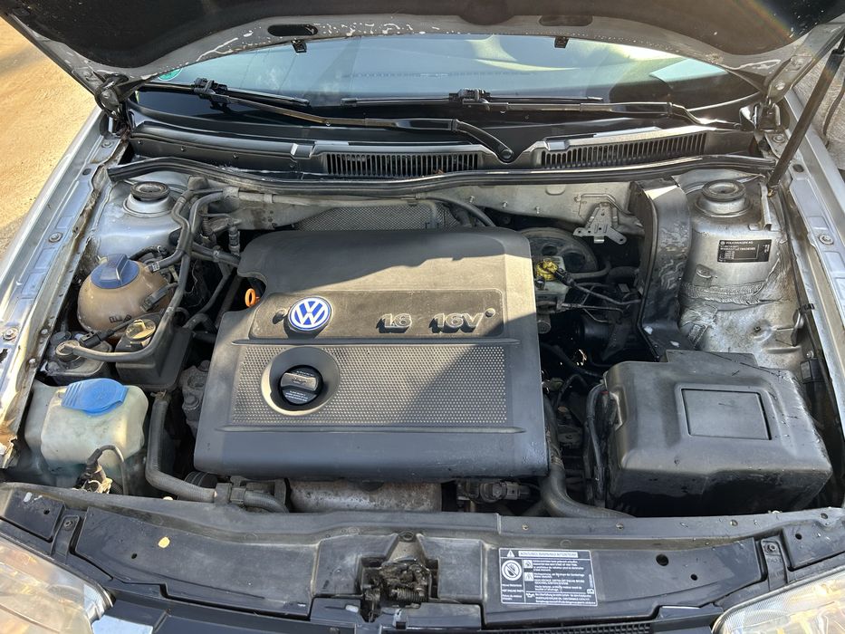 Vand VW Bora 1.6 16v An:2000