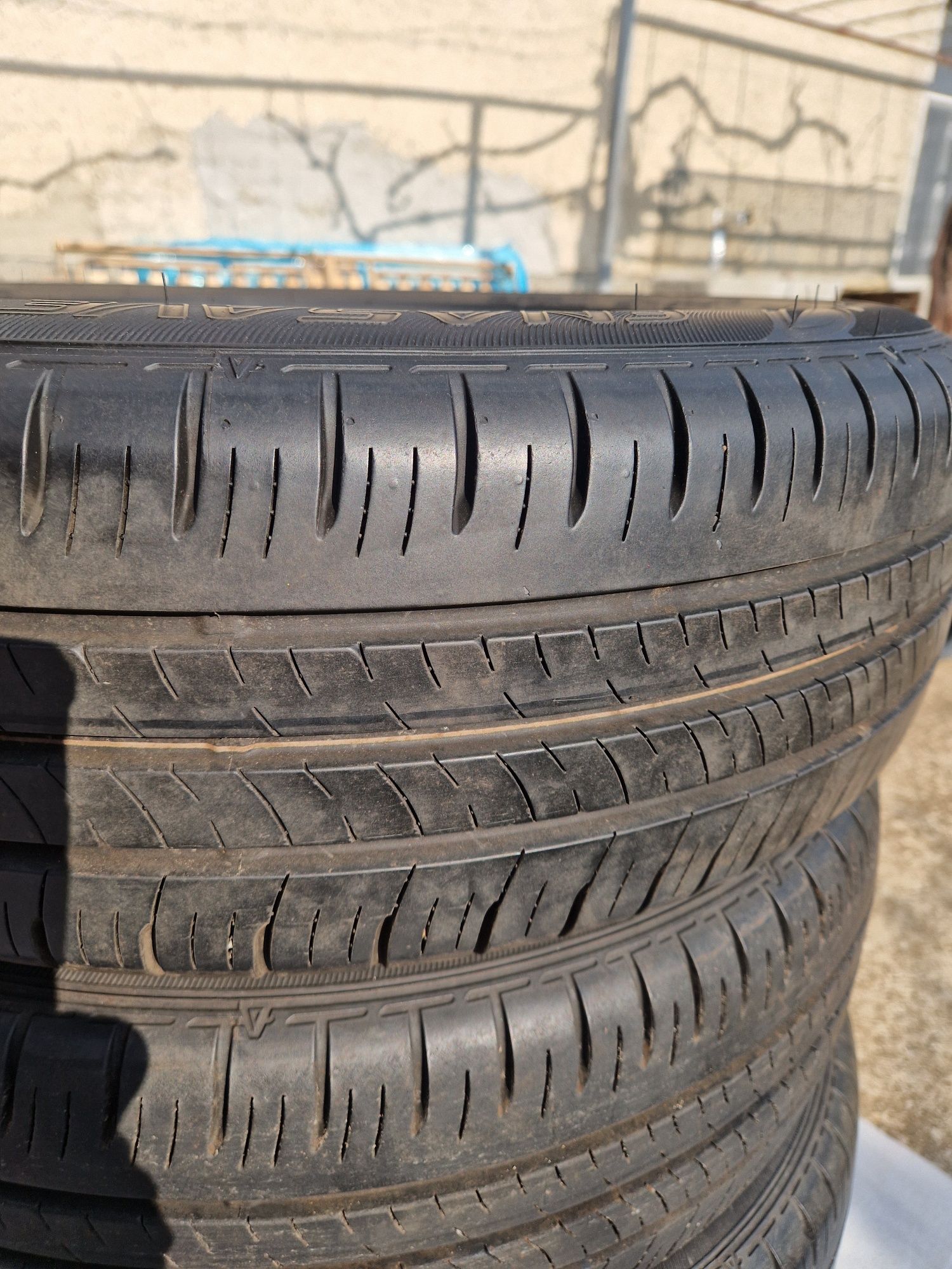 Летни Гуми 185/60/ 16 DUNLOP