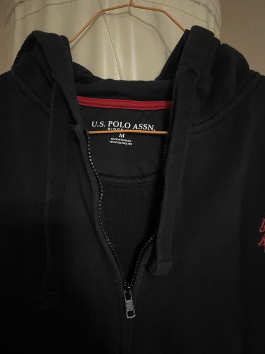 U.S. Polo ASSN тъмно син суичър