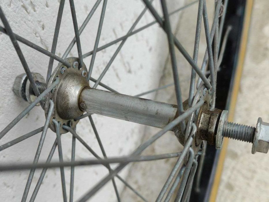 Капли 26 цола, комплект предна и задна с касета и гуми