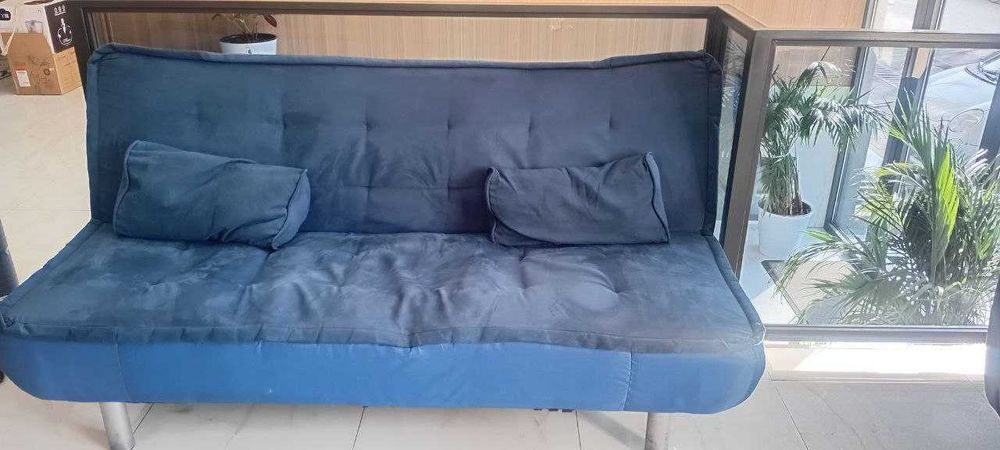 Продается Мягкий диван Б/У почти новое