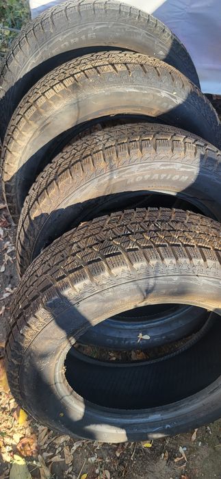 Почти новая Капсен камри