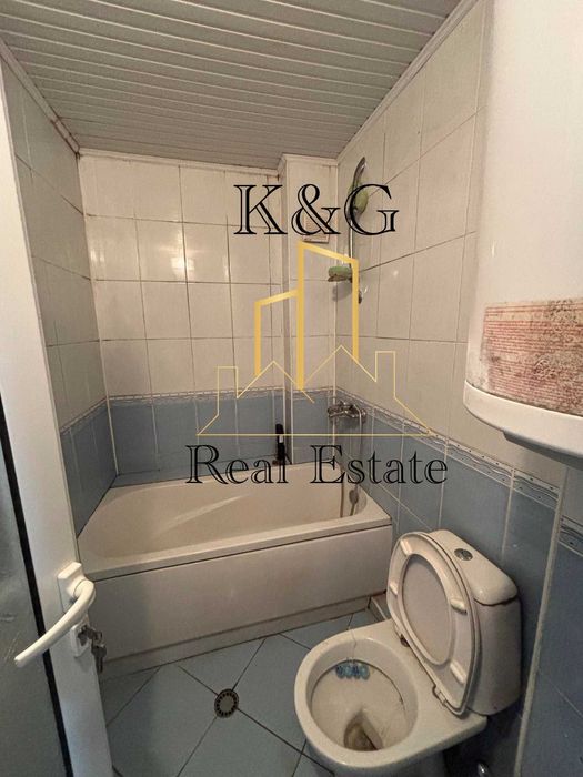 Продава се Етаж от къща в Разград, Възраждане - 195 кв.м за 889 €/кв.м - Снимка #6