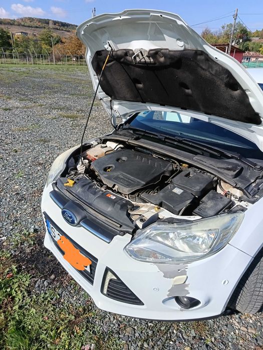Vând Ford Focus an 2012