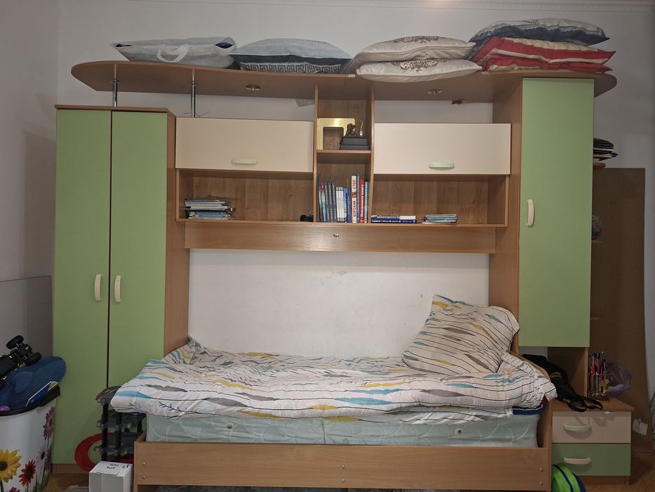 Продаётся детская гарнитура