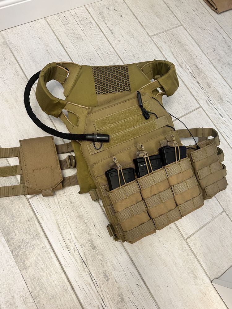 airsoft жилетка с паучове