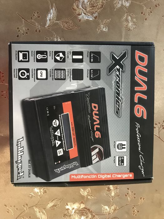 Vand Încarcator Profesional NOU, XTRONICS DUAL 6 Traxxas