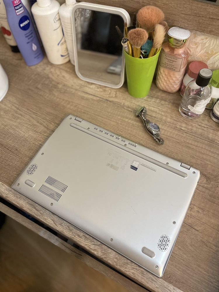 Ноутбук Asus Vivobook