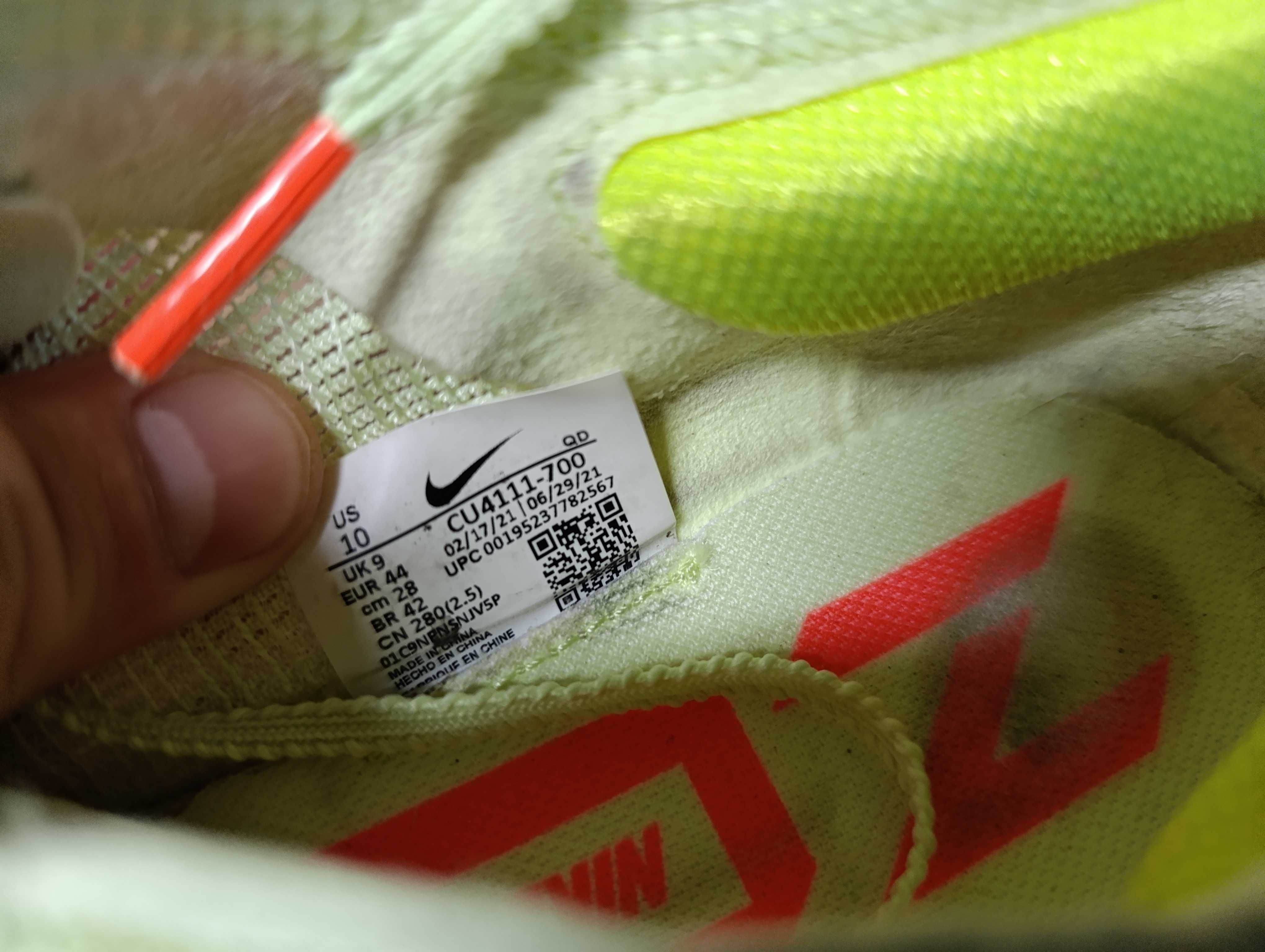 Nike ZoomX Vaporfly Next% 2''оригинални маратонки 44 номер